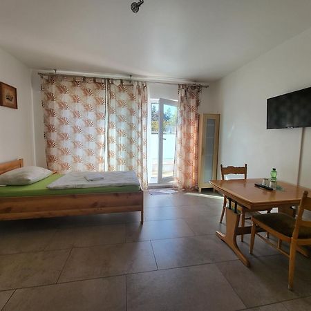 Seelze-Letter Monteurzimmer / Apartment / Messezimmer 외부 사진