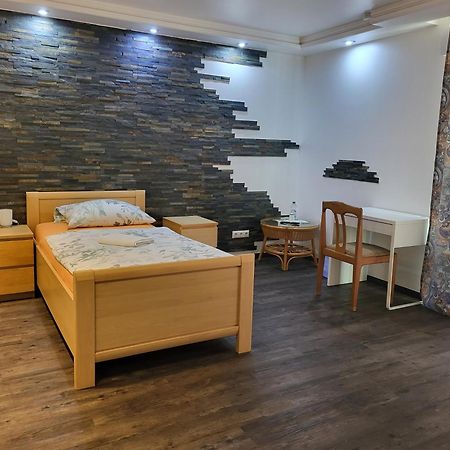 Seelze-Letter Monteurzimmer / Apartment / Messezimmer 외부 사진