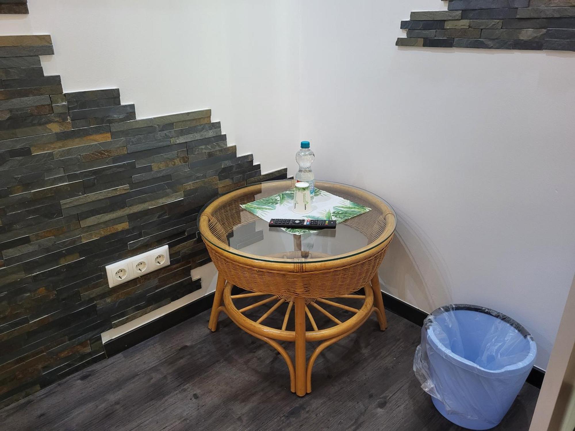 Seelze-Letter Monteurzimmer / Apartment / Messezimmer 객실 사진